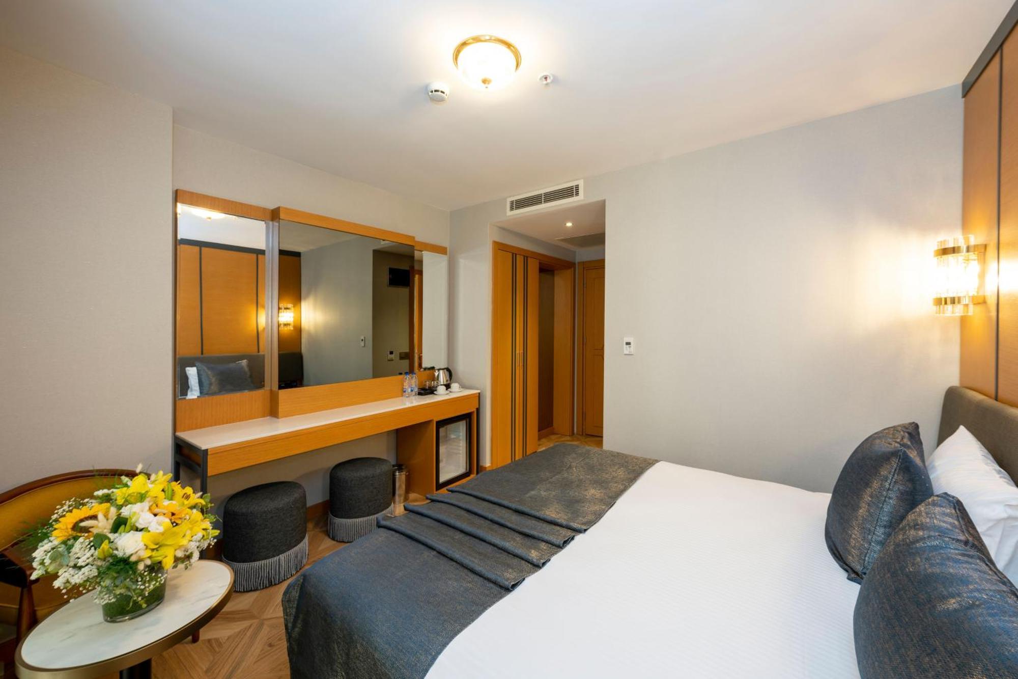 Freya Hotel Стамбул Экстерьер фото